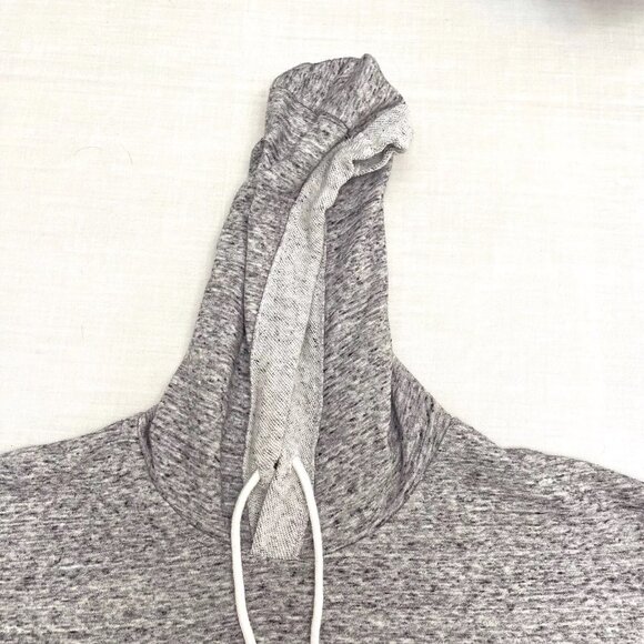 Under Armour Project Rock Men’s Sleeveless Terry Onyx Brahma Hoodie Size Medium - Picture 3 of 5